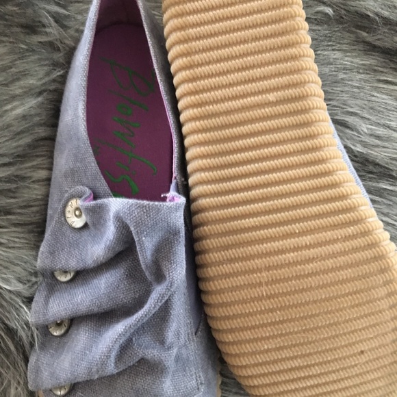 Shoes - Picture 3 of 3